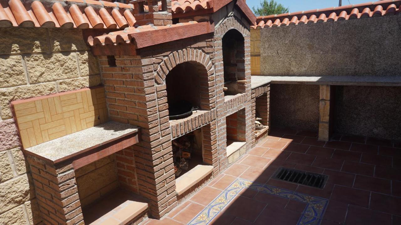 Chalet Relax Luxury Navas del Rey Buitenkant foto