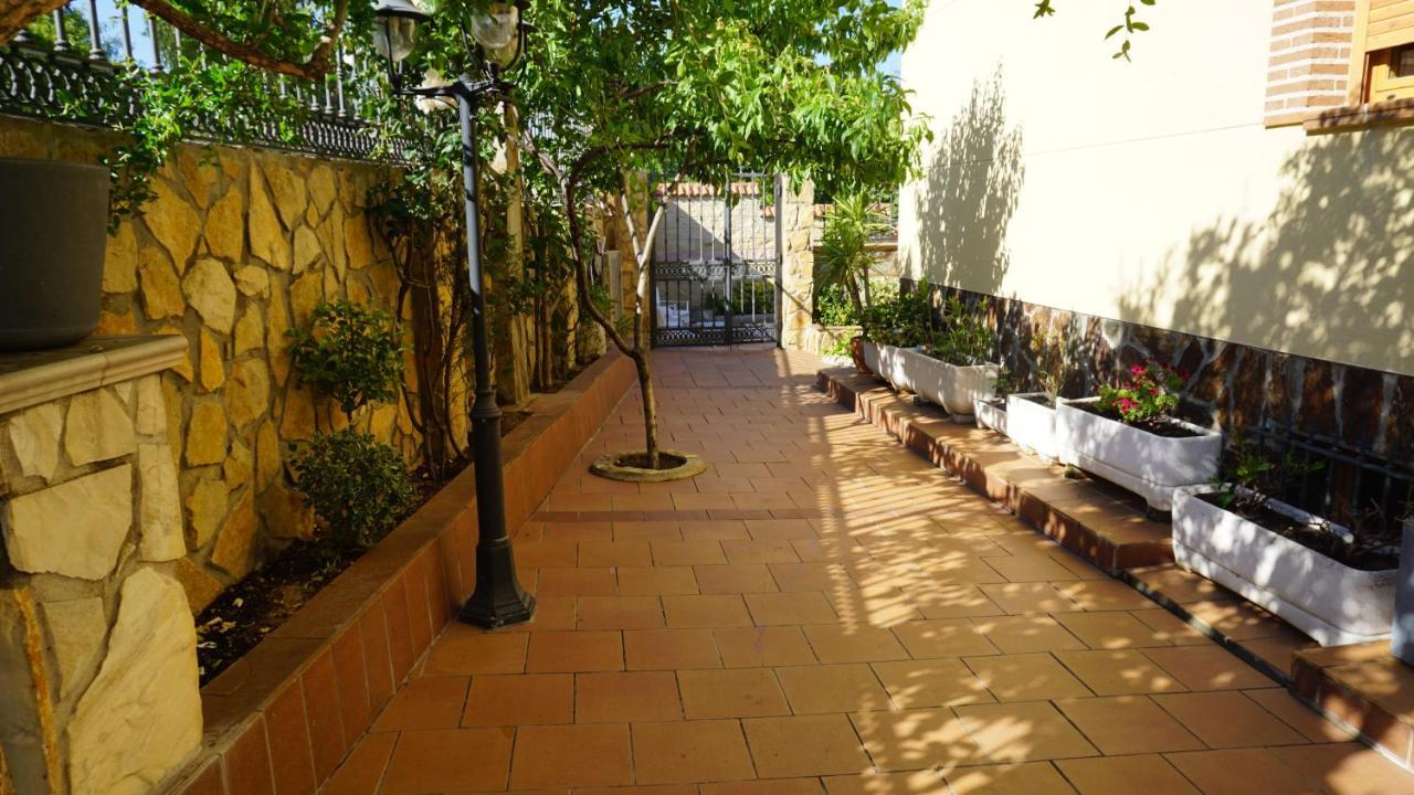 Chalet Relax Luxury Navas del Rey Buitenkant foto