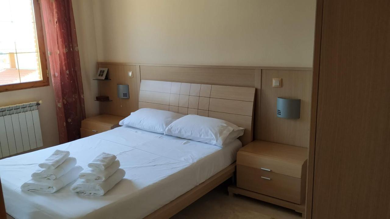 Chalet Relax Luxury Navas del Rey Buitenkant foto
